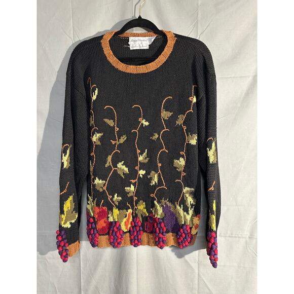 Vintage Sweater Women Small Black Grapes Fruit Handknit Cottagecore Cabin Floral - Picture 6 of 8